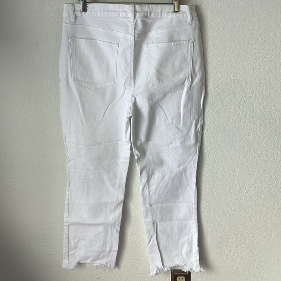 Tinsel White Factory Worn Jeans - Picture 5 of 7